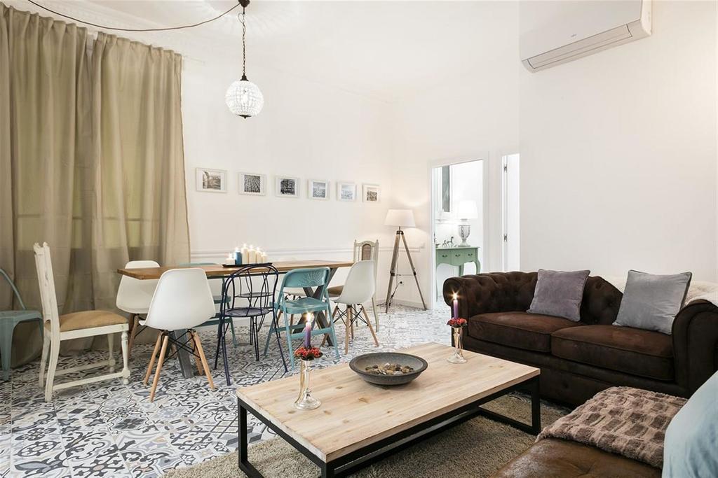 Apartment In Downtown Barcelona - Vintage Exterior photo